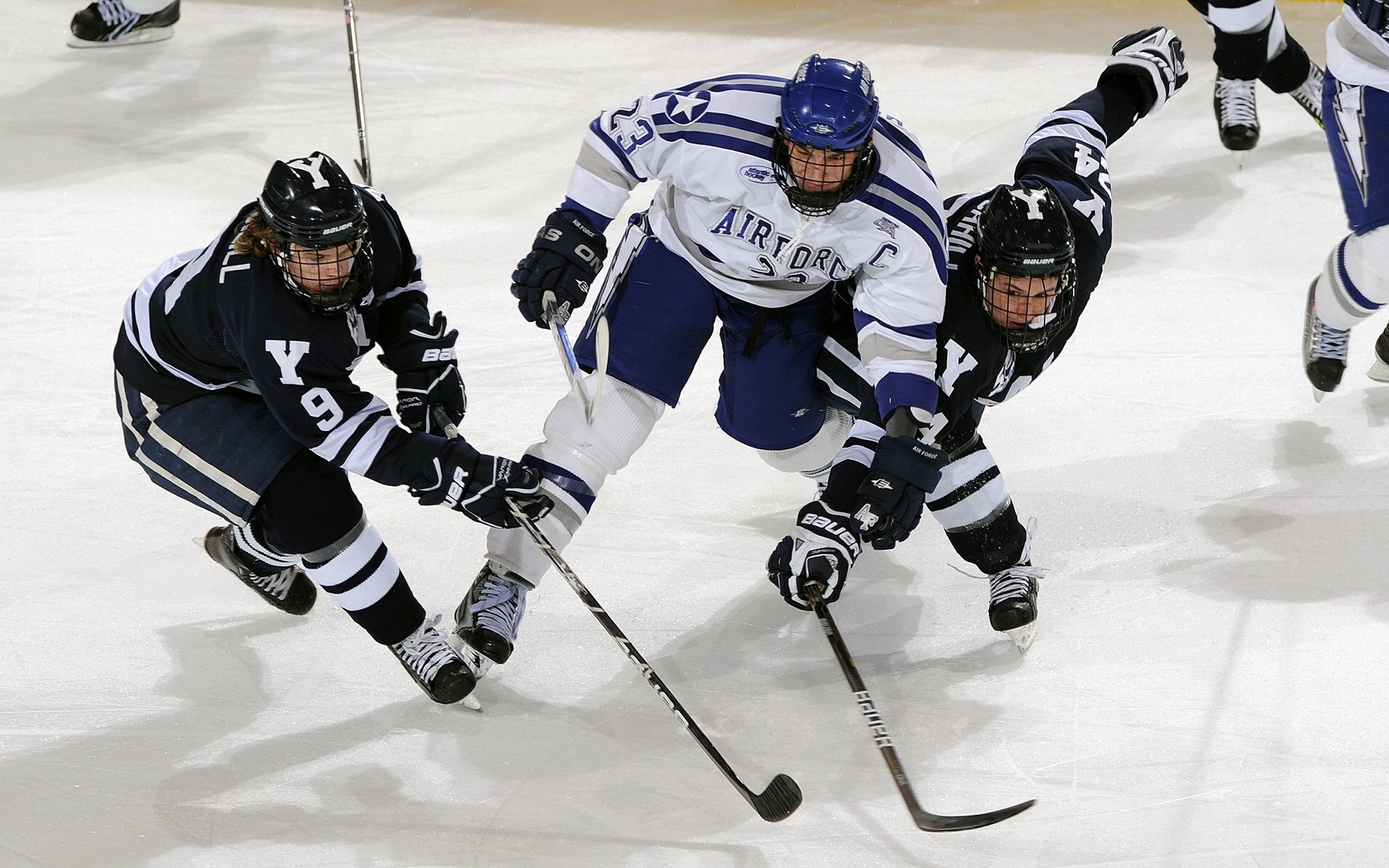 开云APP-凯恩，当个人英雄主义成为阿森纳的集体解药